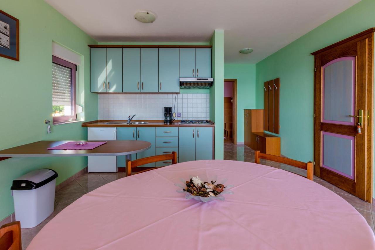 Apartmani Rino Dramalj Buitenkant foto