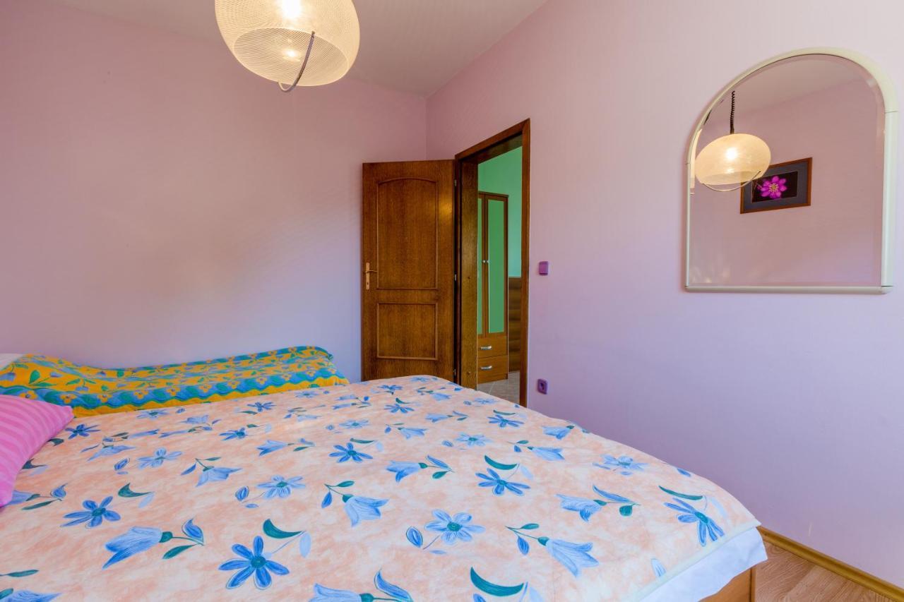 Apartmani Rino Dramalj Buitenkant foto
